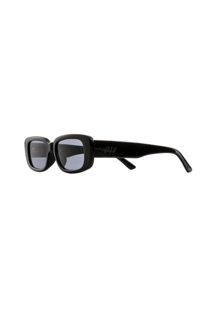 NĀNĀ SUNGLASSES